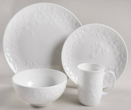 Wedgwood Wild Strawberry White 4 Piece Place Setting