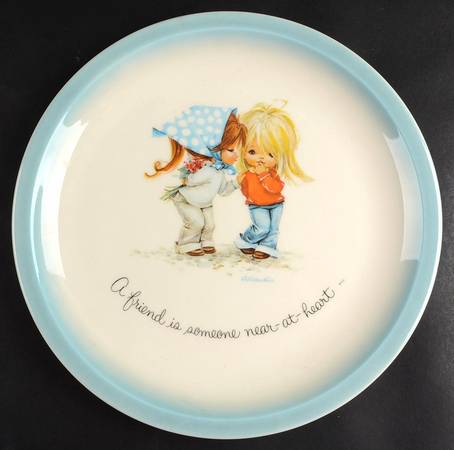Gigi Plates by American Greetings