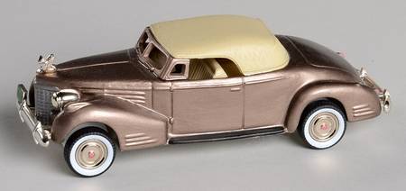 Department 56 Christmas In The City 1940 V16 Cadillac Coupe - With Box