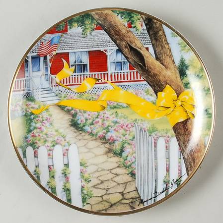 Maureen Drdak Yellow Bow by Franklin Mint