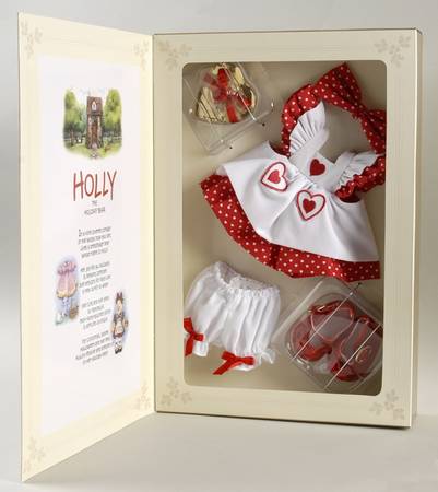 Holly the Holiday Bear by Franklin Mint