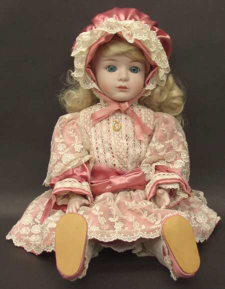 Bonnets & Bows by Gorham