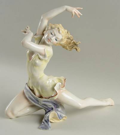 Dance by Hutschenreuther