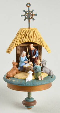 Hallmark Gold Crown 2002 Hallmark Christmas Ornaments A Song For The Lamb Of God - Boxed