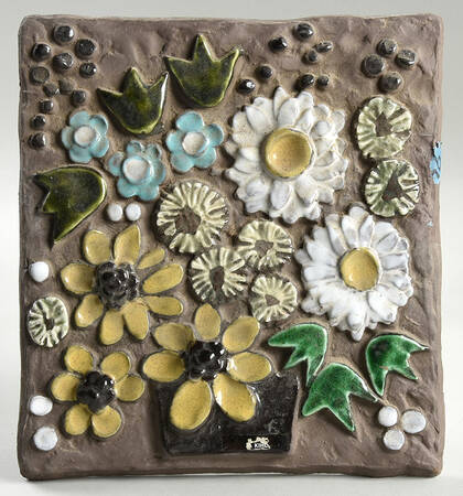 Jie Ceramics Floral Plaques White,Gold,Green Multi All Over - No Box