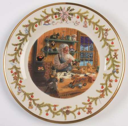 Annual Santa Plate by Lenox