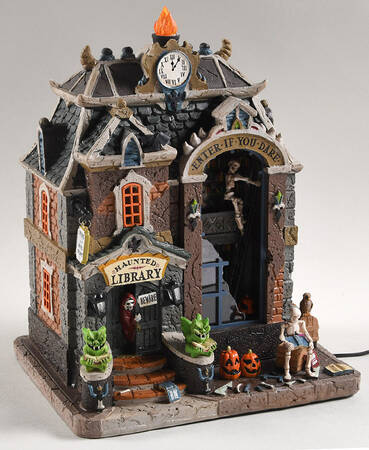 Spooky Town by Lemax