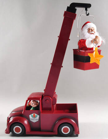 Cranes and Lifts by Mr Christmas