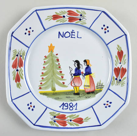 Quimper Christmas Plate by Quimper
