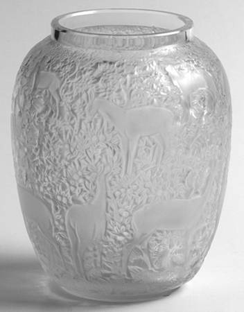Biches by Lalique