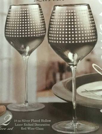 Lavish by Circleware Crystal