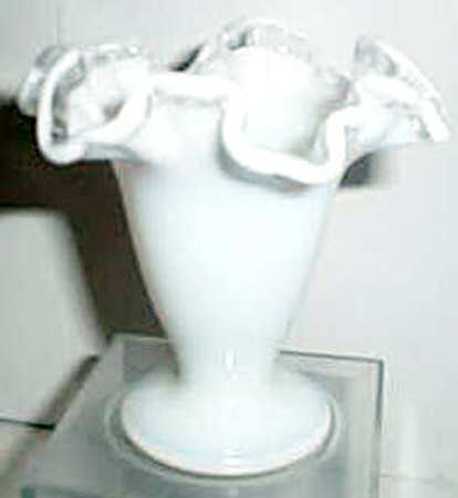 Fenton Crystal Crest 4" Triangular Vase