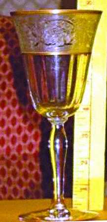 Decoration 889 Clear (Gold Trim, Stem 21) by Glastonbury - Lotus