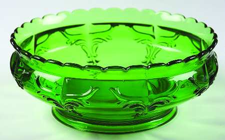 Winged Scroll Emerald (No Gold Accents) by Heisey