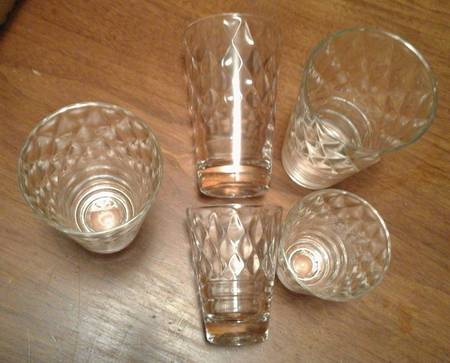 Chantilly (Clear) by Jeannette