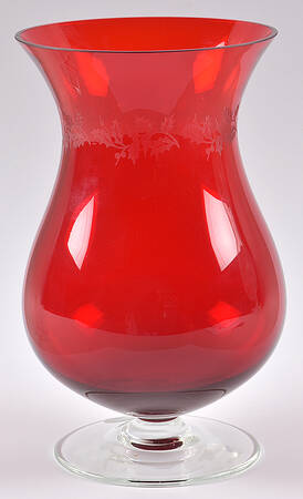 Lenox Holiday Gems Ruby 9" 1 Piece Open Hurricane/Vase