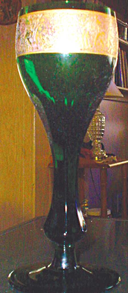MOG9 Emerald Green by Moser