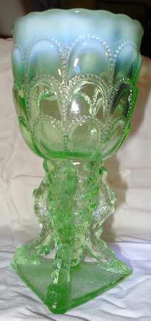 Beads and Bark Green Opalescent by Northwood