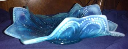 Spokes and Wheels Blue Opalescent by Northwood