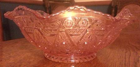 431 Pink (Woodrose Lustre) by Smith Glass 