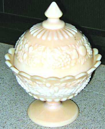 Della Robbia Almond by Westmoreland