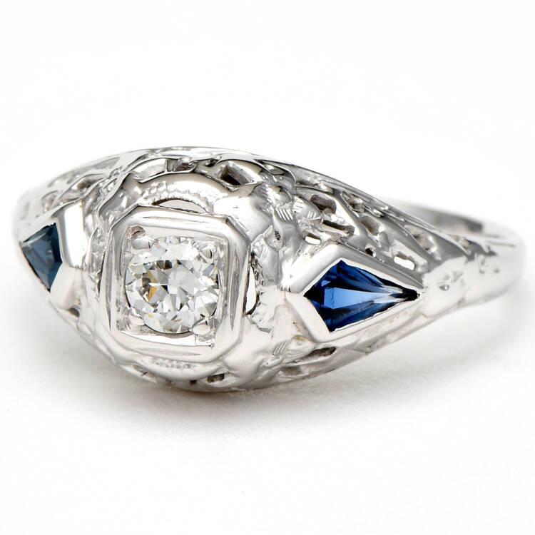 Estate Jewelry Rings 14KW Art Deco Diamond(0.16) & Synthetic Sapphire Ring