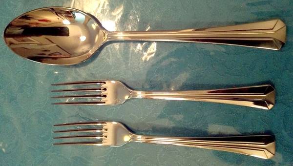 GUD19 (Stainless) by Guy Degrenne