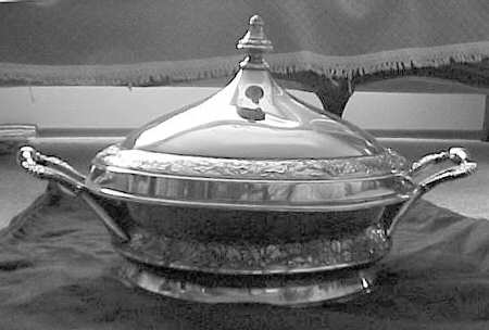 46(Silverplate, Hollowware) by Middletown Silver Co