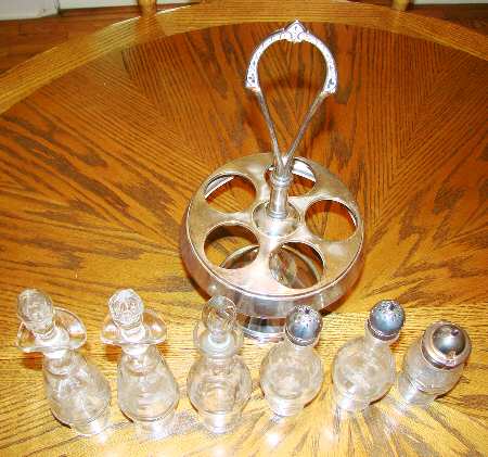 146 (Silverplate, Hollowware) by Middletown Silver Co