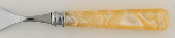 Plastic Handled-Ivory (Stainless) by Mikasa
