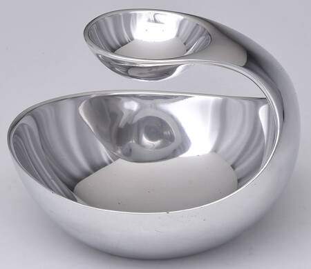 Scoop (Alloy, Hollowware) by Nambe