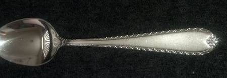 Josephine (Stainless) by Oneida Silver
