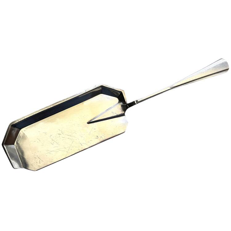 Plain Pine (Silverplate) by Roberts & Belk