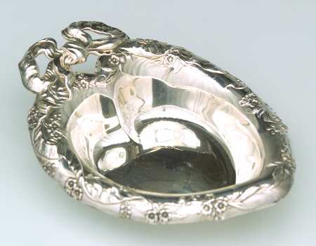 Sweetheart (Silverplate, Hollowware) by Reed & Barton