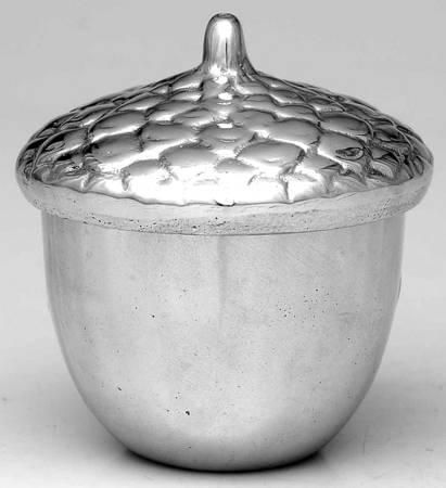 Oak Leaf & Acorn (Armetale, Hollowware) by Wilton Armetale