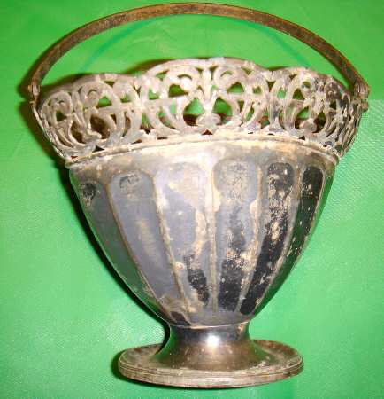 V1557 (Silverplate, Hollowware) by Wallace Silver